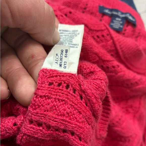 American Eagle Medium Outfitters Pink Crochet Cable Knit Crew Neck Sweater EUC - Picture 7 of 7